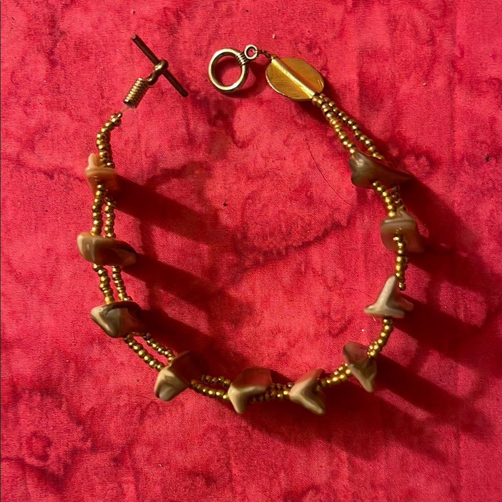 Elegant Gold and Brown Beaded Bracelet